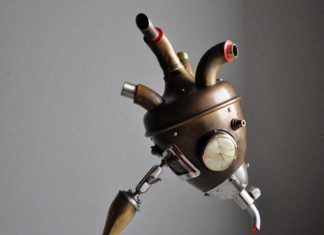 Artist Makes Amazing Steampunk Sculptures From Trash