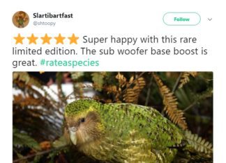 Hilarious Amazon-Style Review Tweets by Zoos and Aquariums