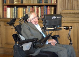 Stephen Hawking Dies: Here’s How People on Twitter Said Goodbye