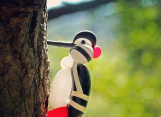 Artists Creates Awesome Bird Sculptures