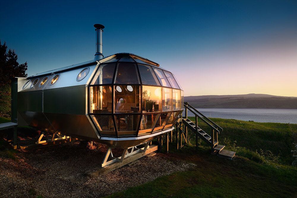 Unusual Submarine iHousei iConcepti Becomes a Perfect Airbnb 