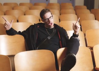 Grown Men Get Makeovers from Little Girls and it’s Hilarious