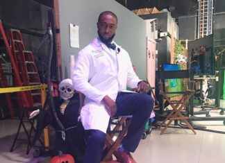 This Doctor Cheers Patients By Dancing on Check-Ups