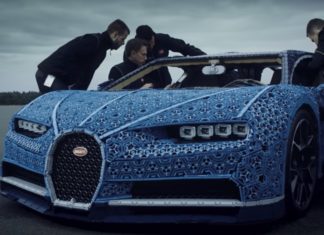 This Life-Size Drivable Bugatti Chiron Was Made With LEGO