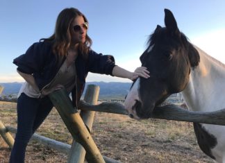 This Actress Love for Animals is Beautiful