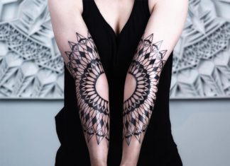 This Tattoo Artist Transforms the Human Body Completly