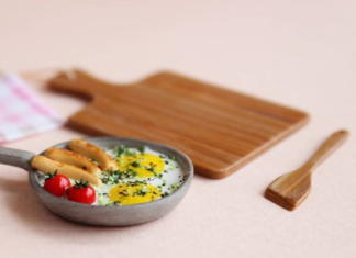 If You Love Miniature Art, You’ll Love this Instagram Page