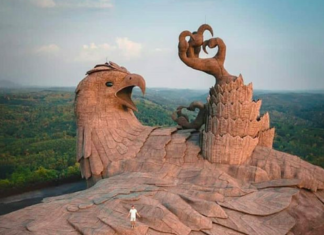 The Largest Bird Sculpture In The World Created In India