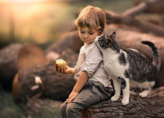 A Photographer Takes Magical Photos of Her Kids’ Lives