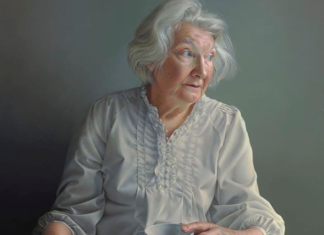 This Award-Winning Painter Who Paints Realistic Portraits