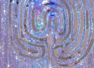 This Artist Will Razzle Dazzle You