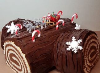 Food Artist Creates Entire Dynamic Worlds On His Pastries And Cakes