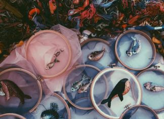 Russian Artist Embroiders Beautiful 3D-Effect Art Work