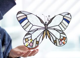 Upgrade Your Home with These Unique Glass Sculptures