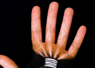 Artist Creates Astonishing Optical Illusions By Panting on Her Hands